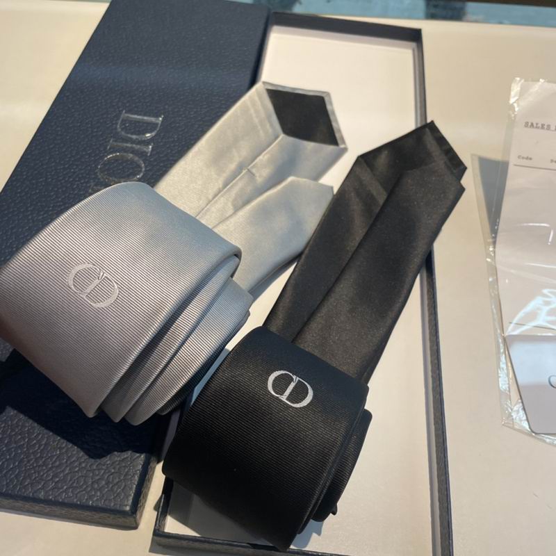 Dior Tie hm21